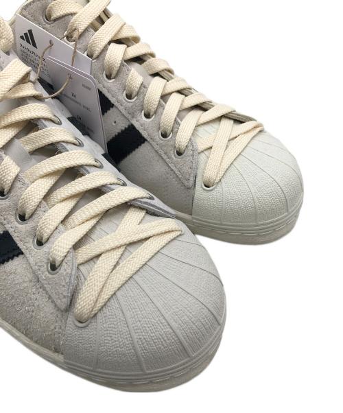 adidas（アディダス）adidas (アディダス) Song for the Mute (ソングフォーザミュート) SUPERSTAR 82 SFTM グレー サイズ:28cm 未使用品の古着・服飾アイテム