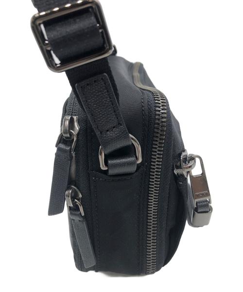 TUMI（トゥミ）TUMI (トゥミ) Langley Crossbody ブラックの古着・服飾アイテム