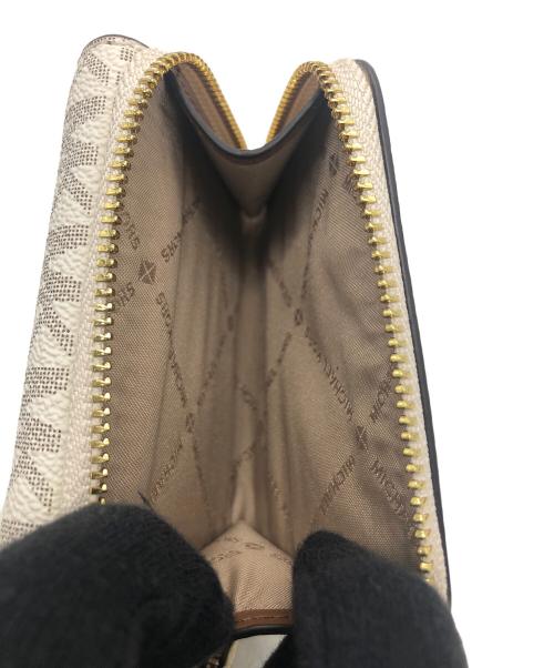 MICHAEL KORS（マイケル・コース）MICHAEL KORS (マイケルコース) 3つ折り財布 ベージュ 未使用品の古着・服飾アイテム