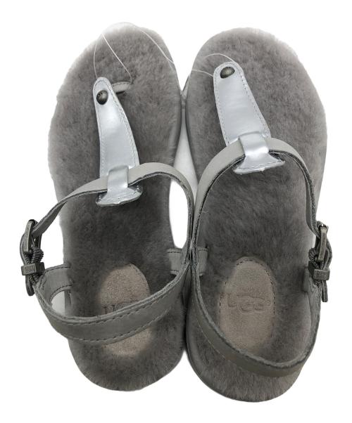 UGG（アグ）UGG (アグ) トングサンダル ライトグレー サイズ:22cmの古着・服飾アイテム