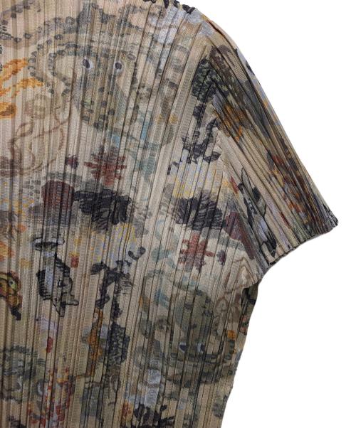 PLEATS PLEASE（プリーツプリーズ）PLEATS PLEASE (プリーツプリーズ) PP91-JK824 ベージュ サイズ:３の古着・服飾アイテム