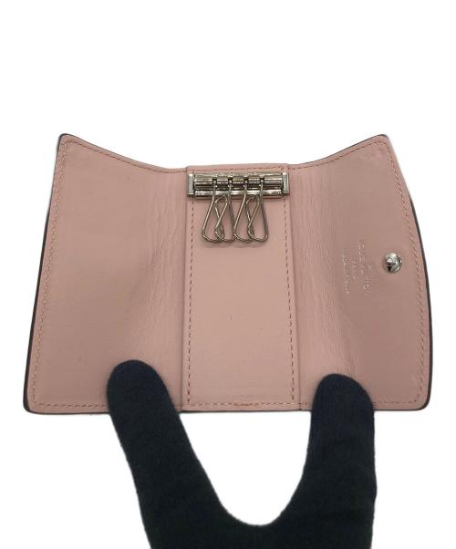 LOUIS VUITTON（ルイ ヴィトン）LOUIS VUITTON (ルイ ヴィトン) マヒナ ミュルティクレ4 ピンクの古着・服飾アイテム