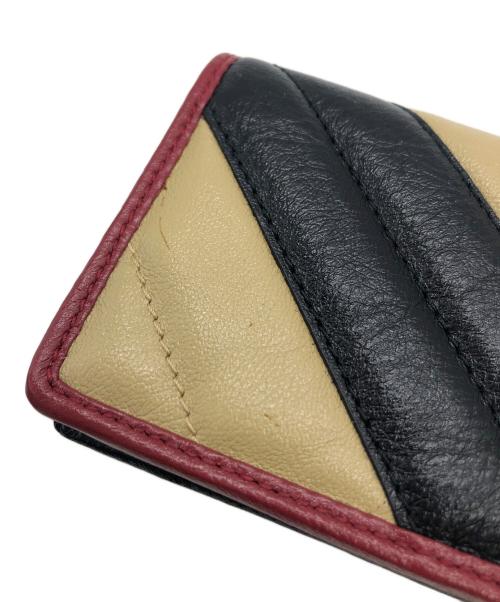 GUCCI（グッチ）GUCCI (グッチ) GGマーモント ベージュ×ブラックの古着・服飾アイテム