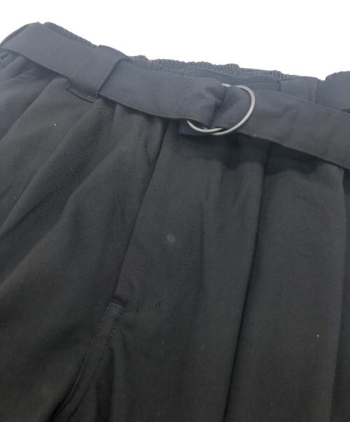TIGHTBOOTH PRODUCTION（タイトブースプロダクション）TIGHTBOOTH PRODUCTION (タイトブースプロダクション) ベルト付パンツ ブラック サイズ:Lの古着・服飾アイテム