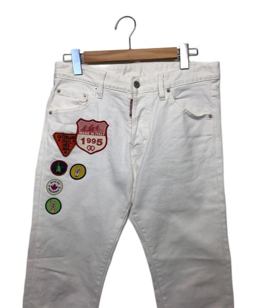 DSQUARED2（ディースクエアード）DSQUARED2 (ディースクエアード) ワッペンデザインスキニーパンツ ホワイト サイズ:48の古着・服飾アイテム