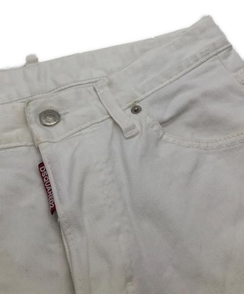 DSQUARED2（ディースクエアード）DSQUARED2 (ディースクエアード) ワッペンデザインスキニーパンツ ホワイト サイズ:48の古着・服飾アイテム