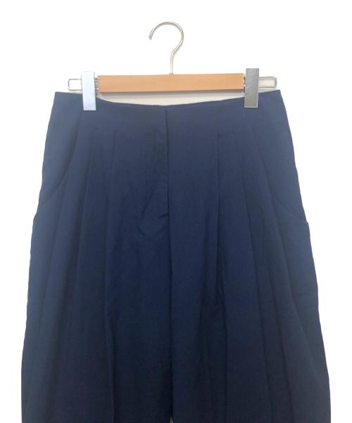 ok.soon（オクスン）ok.soon (オクスン) タックパンツ ブルー サイズ:Mの古着・服飾アイテム