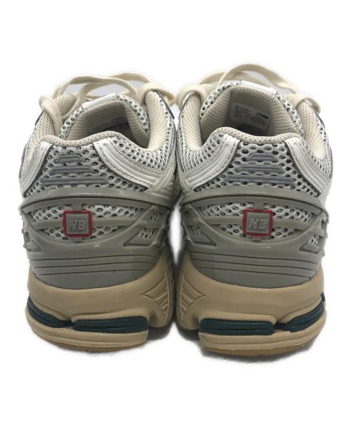 NEW BALANCE（ニューバランス）NEW BALANCE (ニューバランス) ローカットスニーカー ベージュ サイズ:28.5cmの古着・服飾アイテム
