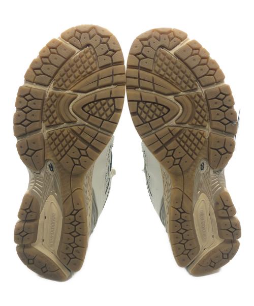 NEW BALANCE（ニューバランス）NEW BALANCE (ニューバランス) ローカットスニーカー ベージュ サイズ:28.5cmの古着・服飾アイテム