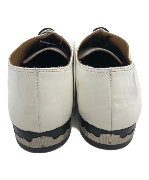 TOGA PULLA（トーガ プルラ）TOGA PULLA (トーガ プルラ) レースアップシューズ ホワイト サイズ:23.5cmの古着・服飾アイテム