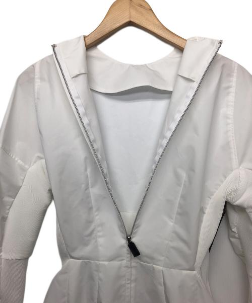 TOGA PULLA（トーガ プルラ）TOGA PULLA (トーガ プルラ) eiko yazawa TC31-FJ513 長袖ブラウス ホワイト サイズ:36の古着・服飾アイテム