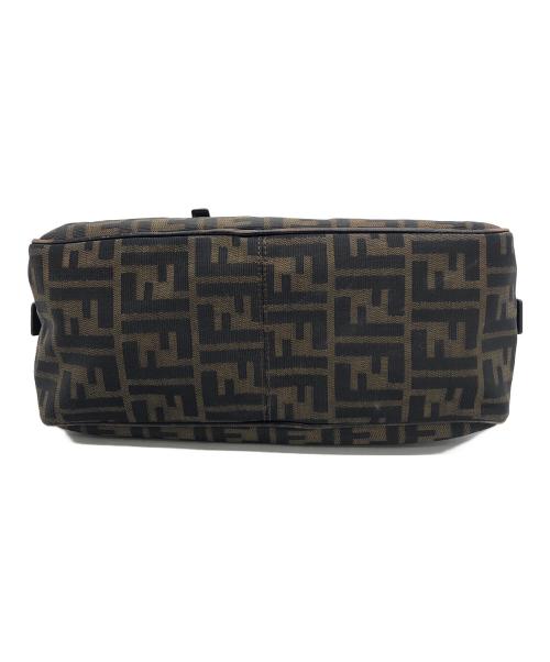 FENDI（フェンディ）FENDI (フェンディ) ズッカ　ハンドバッグ ブラウンの古着・服飾アイテム