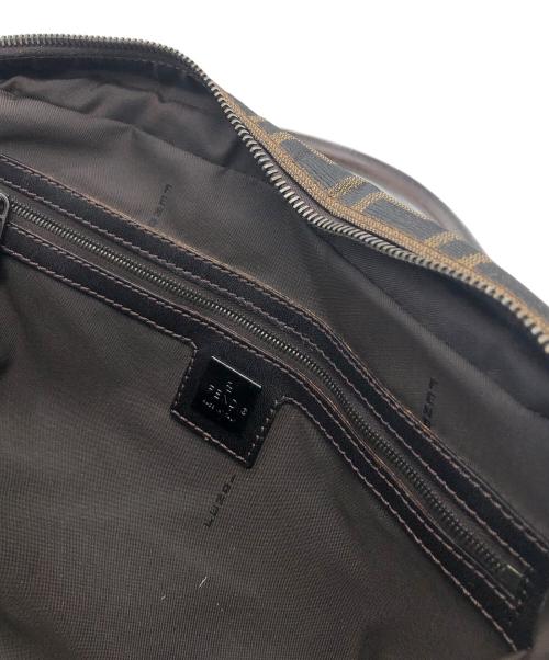 FENDI（フェンディ）FENDI (フェンディ) ズッカ　ハンドバッグ ブラウンの古着・服飾アイテム