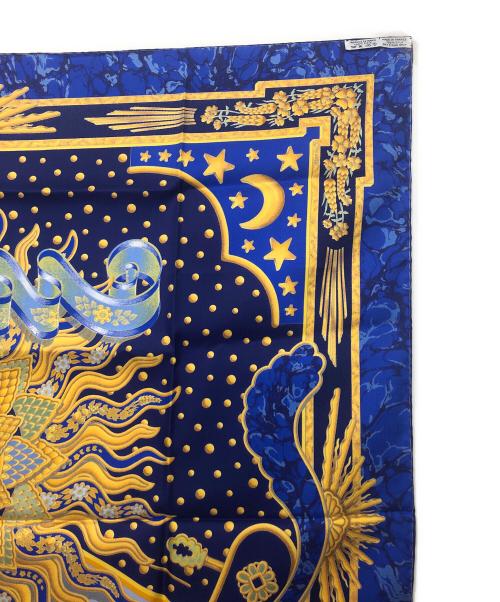 HERMES（エルメス）HERMES (エルメス) カレ90 「carpe diem」今日1日を楽しむ ブルーの古着・服飾アイテム