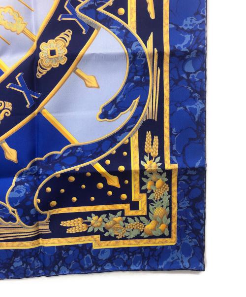 HERMES（エルメス）HERMES (エルメス) カレ90 「carpe diem」今日1日を楽しむ ブルーの古着・服飾アイテム