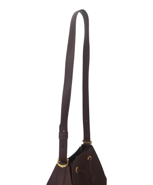 Cartier（カルティエ）Cartier (カルティエ) バスケ型ショルダーバッグ ボルドーの古着・服飾アイテム