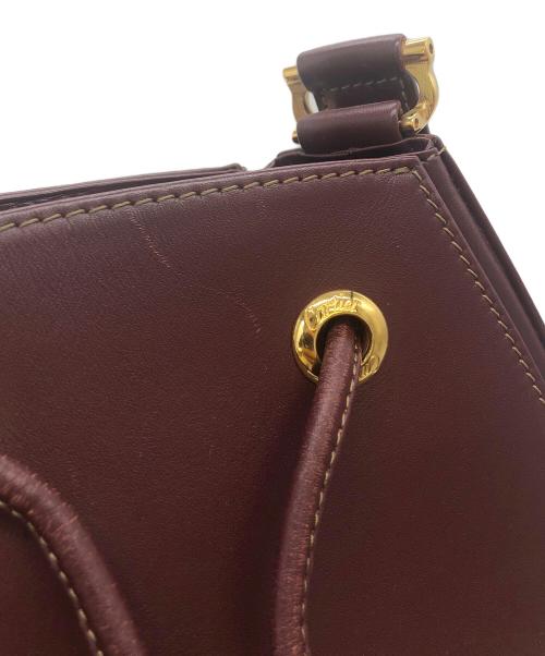 Cartier（カルティエ）Cartier (カルティエ) バスケ型ショルダーバッグ ボルドーの古着・服飾アイテム