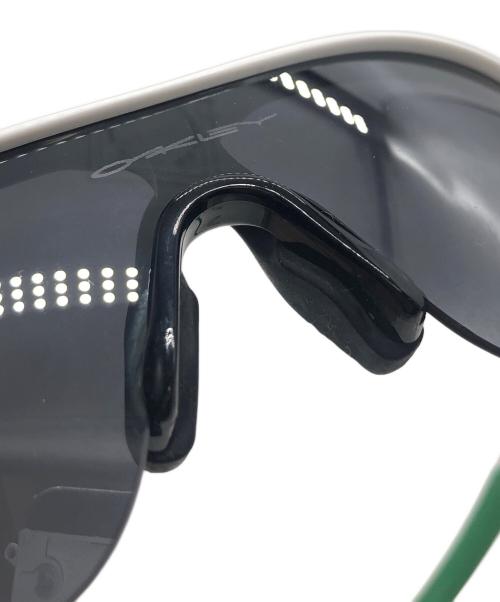 OAKLEY（オークリー）OAKLEY (オークリー) RADARLOCK　サングラス ホワイト×グリーンの古着・服飾アイテム