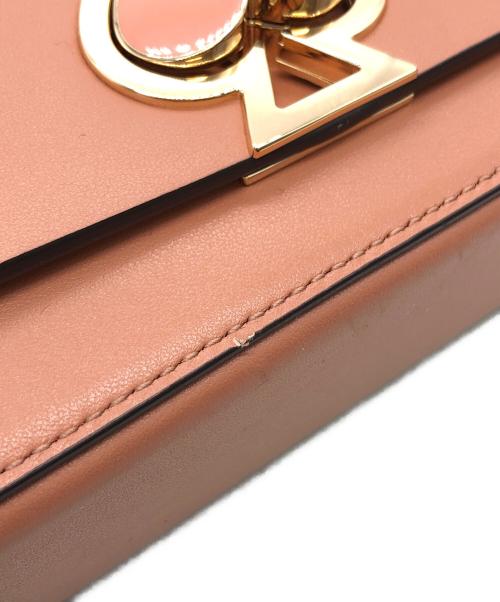 Kate Spade（ケイトスペード）Kate Spade (ケイトスペード) ツイストロック ショルダーバッグ ピンクの古着・服飾アイテム