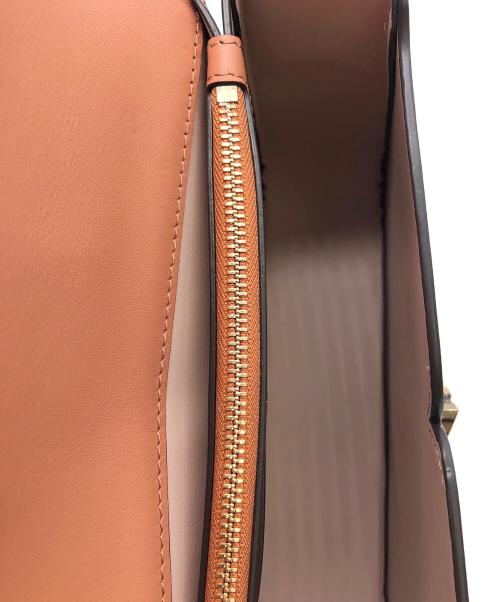 Kate Spade（ケイトスペード）Kate Spade (ケイトスペード) ツイストロック ショルダーバッグ ピンクの古着・服飾アイテム