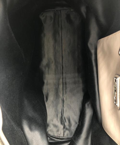 MIU MIU（ミュウミュウ）MIU MIU (ミュウミュウ) トートバッグ　の古着・服飾アイテム