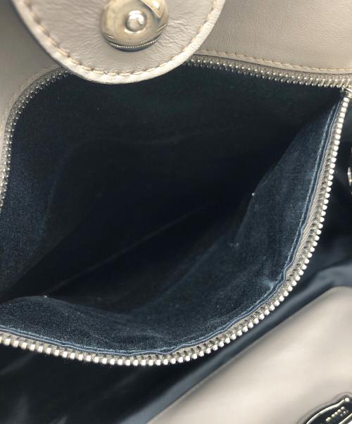 MIU MIU（ミュウミュウ）MIU MIU (ミュウミュウ) トートバッグ　の古着・服飾アイテム