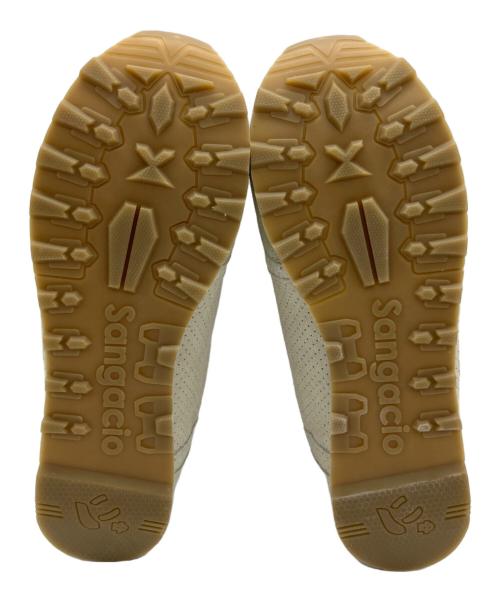 via SANGACIO（ヴィア・サンガチオ）via SANGACIO (ヴィア・サンガチオ) にゅ～ずスニーカー ベージュ サイズ:27の古着・服飾アイテム