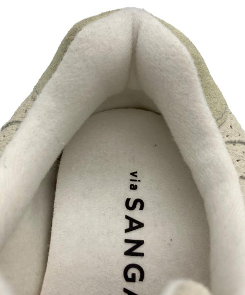 via SANGACIO（ヴィア・サンガチオ）via SANGACIO (ヴィア・サンガチオ) にゅ～ずスニーカー ベージュ サイズ:27の古着・服飾アイテム