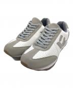 via SANGACIOヴィア・サンガチオ）の古着「バンクシーコラボ　にゅ～ずスニーカー」｜ホワイト×グレー