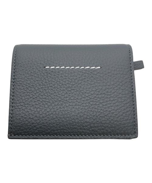 MM6 Maison Margiela（エムエムシックスメゾンマルジェラ）MM6 Maison Margiela (エムエムシックスメゾンマルジェラ) 2つ折り財布 グレーの古着・服飾アイテム