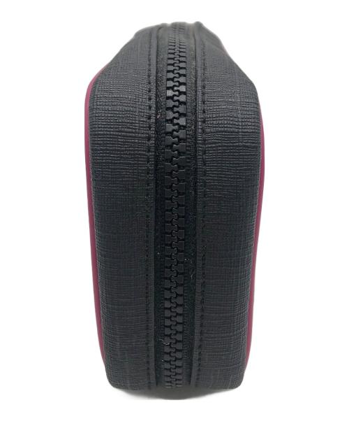 GUCCI（グッチ）GUCCI (グッチ) ポーチ ブラックの古着・服飾アイテム