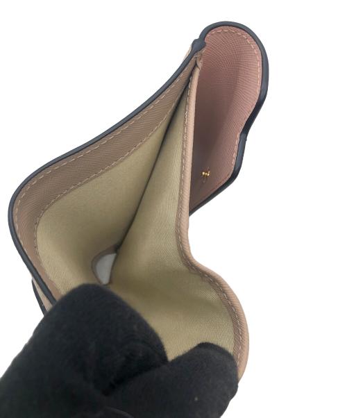MARNI（マルニ）MARNI (マルニ) 3つ折り財布 ピンクの古着・服飾アイテム