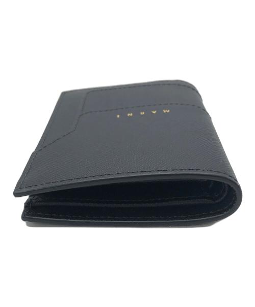 MARNI（マルニ）MARNI (マルニ) 2つ折り財布 ブラックの古着・服飾アイテム