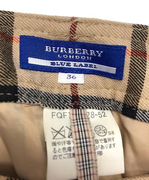 BURBERRY BLUE LABEL（バーバリーロンドンブルーレーベル）BURBERRY BLUE LABEL (バーバリーロンドンブルーレーベル) ハーフパンツ ベージュ サイズ:36の古着・服飾アイテム