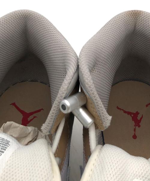 NIKE（ナイキ）NIKE (ナイキ) Jordan 1 Mid Rattan White College Grey ハイカットスニーカー ベージュ サイズ:27cmの古着・服飾アイテム