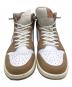 NIKE (ナイキ) Jordan 1 Mid Rattan White College Grey ハイカットスニーカー ベージュ サイズ:27cm：13000円