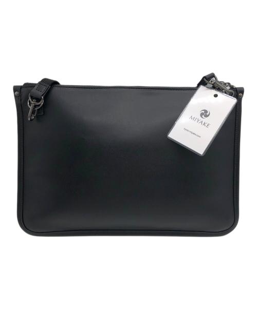 miyake（ミヤケ デザイン スタジオ）miyake (ミヤケ デザイン スタジオ) KENSHIN　甲冑ショルダーバッグ ブラックの古着・服飾アイテム