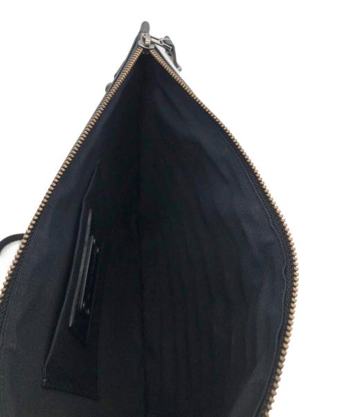 miyake（ミヤケ デザイン スタジオ）miyake (ミヤケ デザイン スタジオ) KENSHIN　甲冑ショルダーバッグ ブラックの古着・服飾アイテム