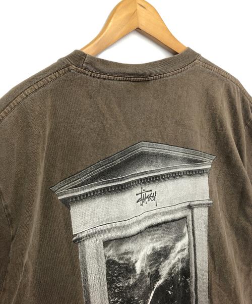 stussy（ステューシー）stussy (ステューシー) USA製 バックプリント　半袖カットソー ブラウン サイズ:L　の古着・服飾アイテム