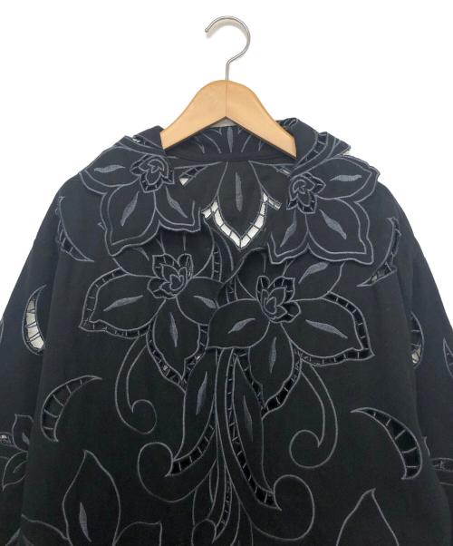 Ameri（アメリ）AMERI (アメリ) UND SCALLOPE EMBROIDERY OVERSIZE SHIRT ブラック サイズ:FREEの古着・服飾アイテム