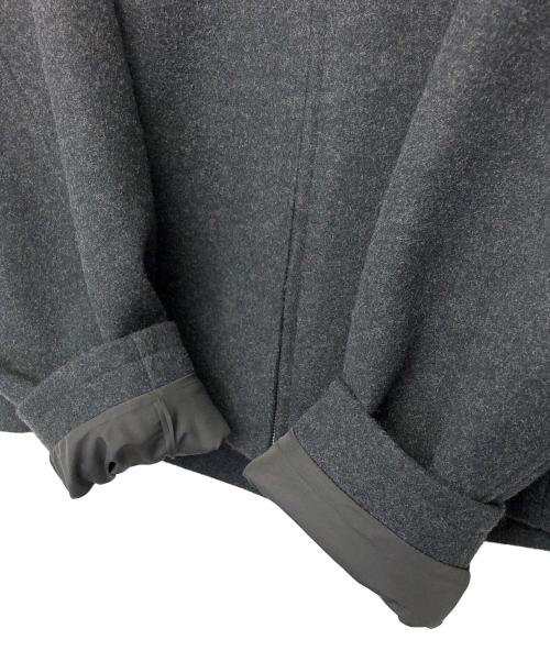 BEAUTY&YOUTH（ビューティーアンドユース）BEAUTY&YOUTH (ビューティーアンドユース) ウールライクショートブルゾン グレー サイズ:FREE 未使用品の古着・服飾アイテム