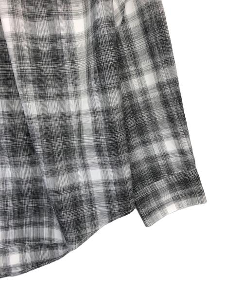 AiE（エーアイイー）AiE (エーアイイー) 長袖シャツ グレー サイズ:Mの古着・服飾アイテム