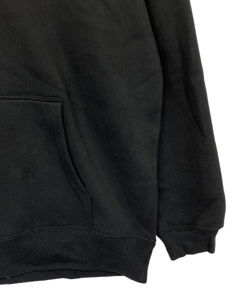 Mrs. GREEN APPLE（ミセスグリーンアップル）Mrs. GREEN APPLE (ミセスグリーンアップル) MGA LOGO HOODIE プルオーバーパーカー ブラック サイズ:XLの古着・服飾アイテム