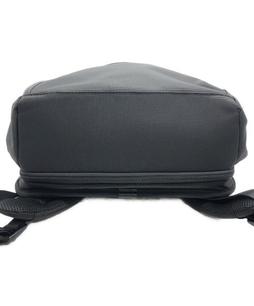TUMI（トゥミ）TUMI (トゥミ) スリム・ソリューションズ・ブリーフ・パック ブラックの古着・服飾アイテム