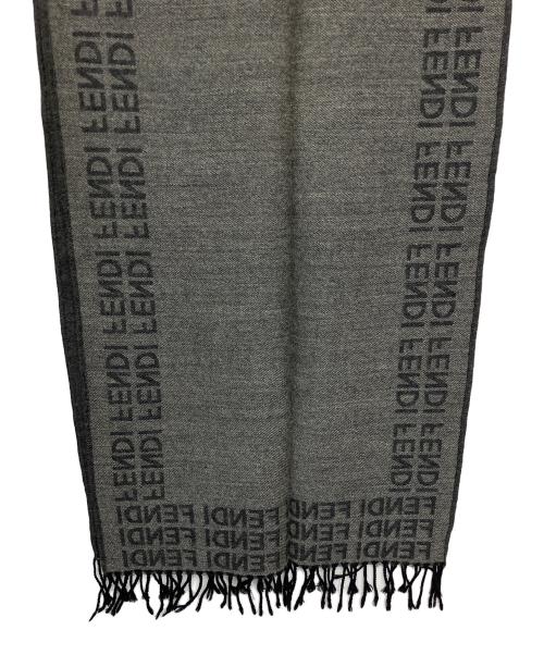 FENDI（フェンディ）FENDI (フェンディ) マフラー グレーの古着・服飾アイテム