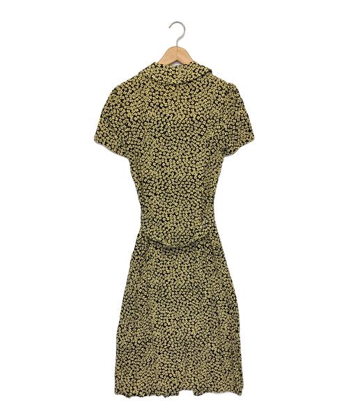 Rouje（ルージュ）Rouje (ルージュ) 半袖ワンピース イエロー サイズ:36 未使用品の古着・服飾アイテム