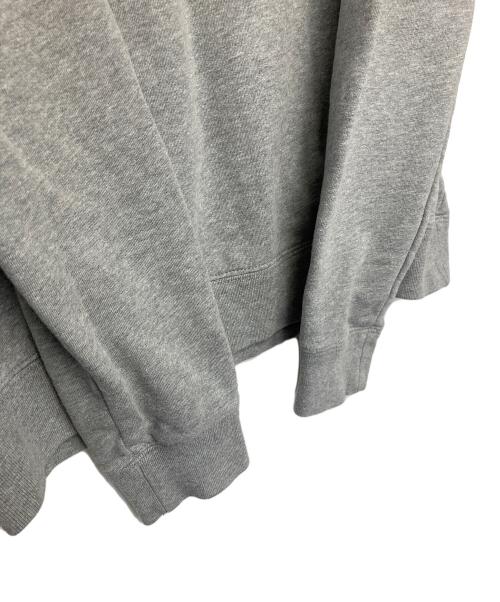 VERSACE（ヴェルサーチェ）VERSACE (ヴェルサーチェ) クルーネックスウェット グレー サイズ:L　の古着・服飾アイテム