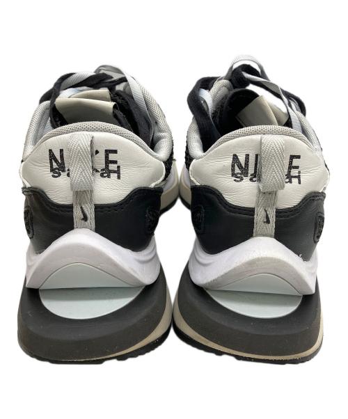 NIKE（ナイキ）NIKE (ナイキ) sacai (サカイ) Vapor Waffle NIKE×sacaiスニーカー ブラック×ホワイト サイズ:28.5cmの古着・服飾アイテム