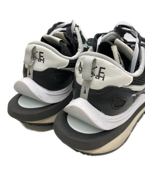 NIKE（ナイキ）NIKE (ナイキ) sacai (サカイ) Vapor Waffle NIKE×sacaiスニーカー ブラック×ホワイト サイズ:28.5cmの古着・服飾アイテム