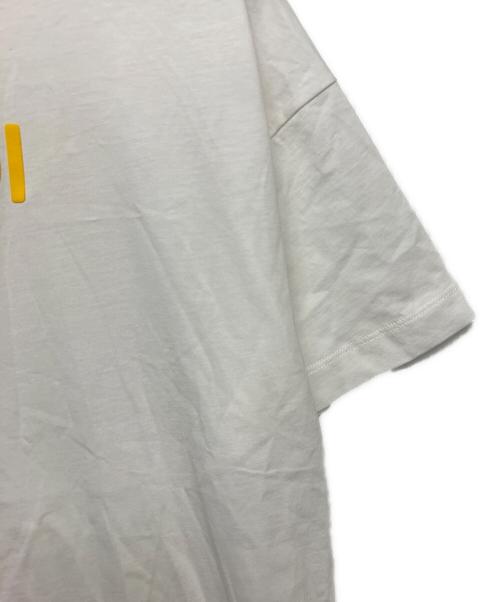 FENDI（フェンディ）FENDI (フェンディ) JUI137 7AJ 12A　半袖Tシャツ ホワイト サイズ:12Aの古着・服飾アイテム